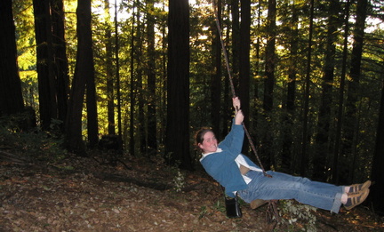 leslie swings