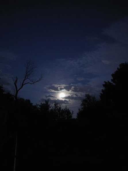framed moon nm