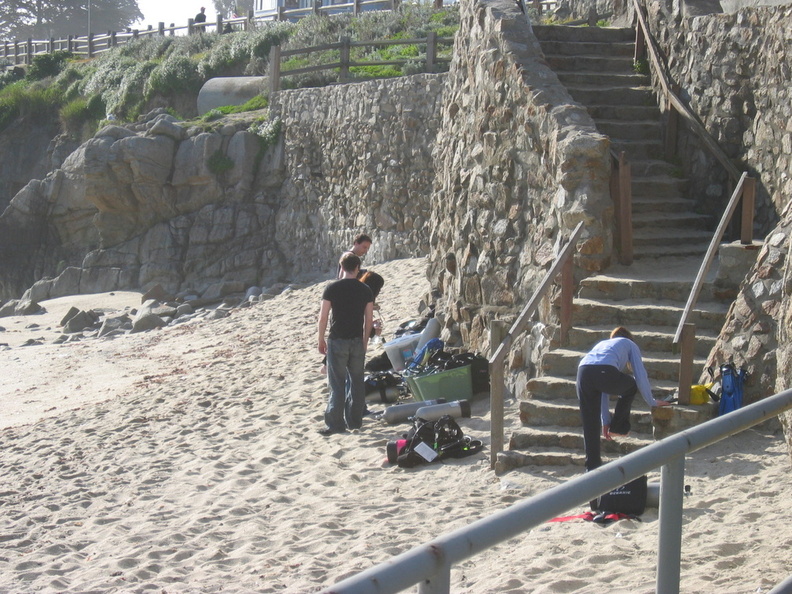 group assembles equipment