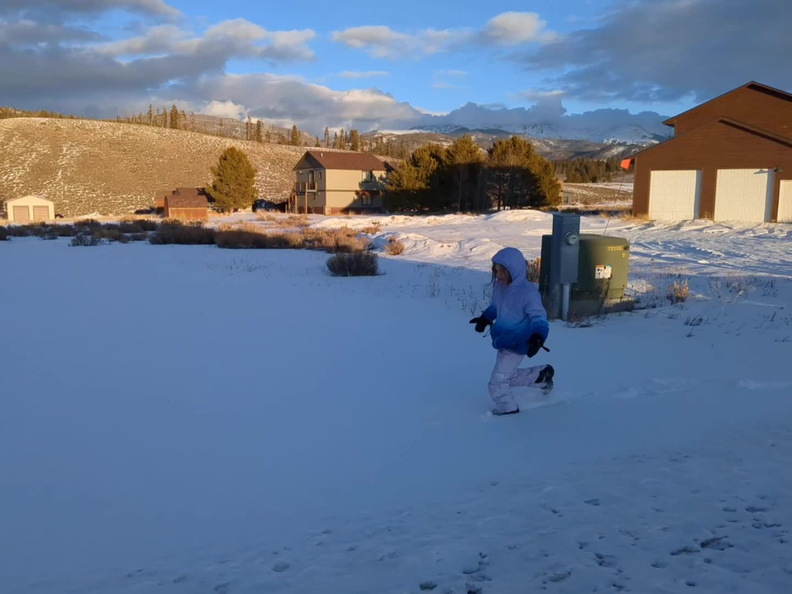 PXL_20231221_230803002.LS.mp4